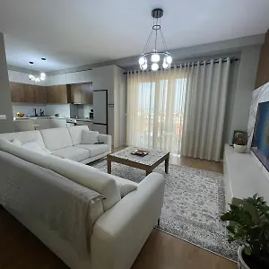 https://apt-garden-building-luxury.hotels-in-tirana.com